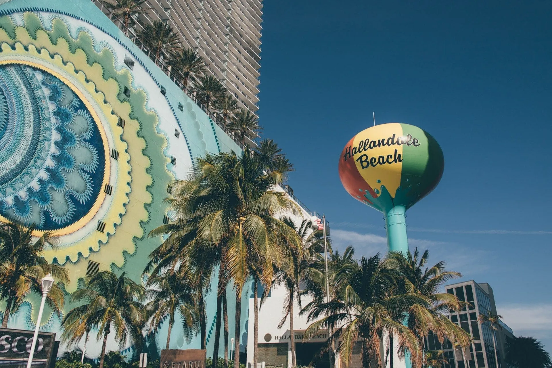 Hallandale Beach, Florida